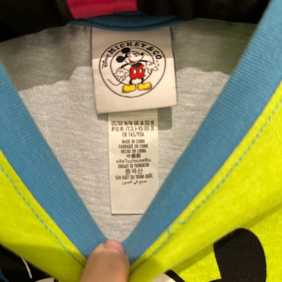 adorable Minnie cropped top from Disney - Picture 2 of 3